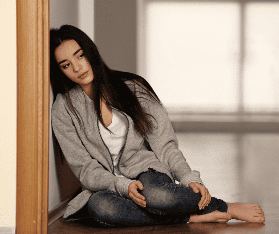 Mujer afrontando la depresión y sus síntomas