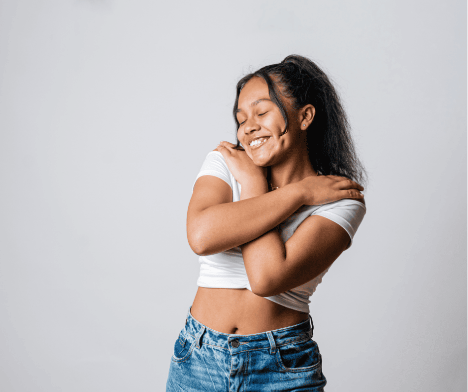 mujer mejorando su autoestima